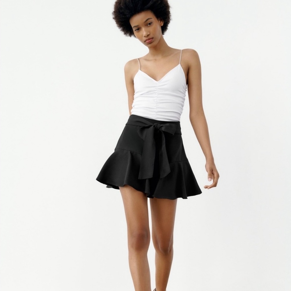ZARA black waist tie skirt / skort